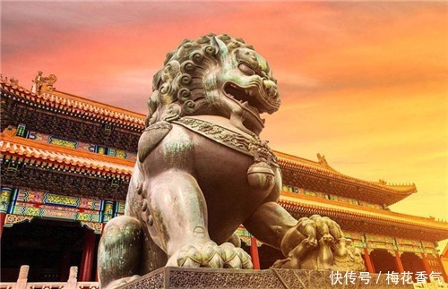 中国不产狮子,为什么古代建筑门口都放一对石狮子,有什么寓意