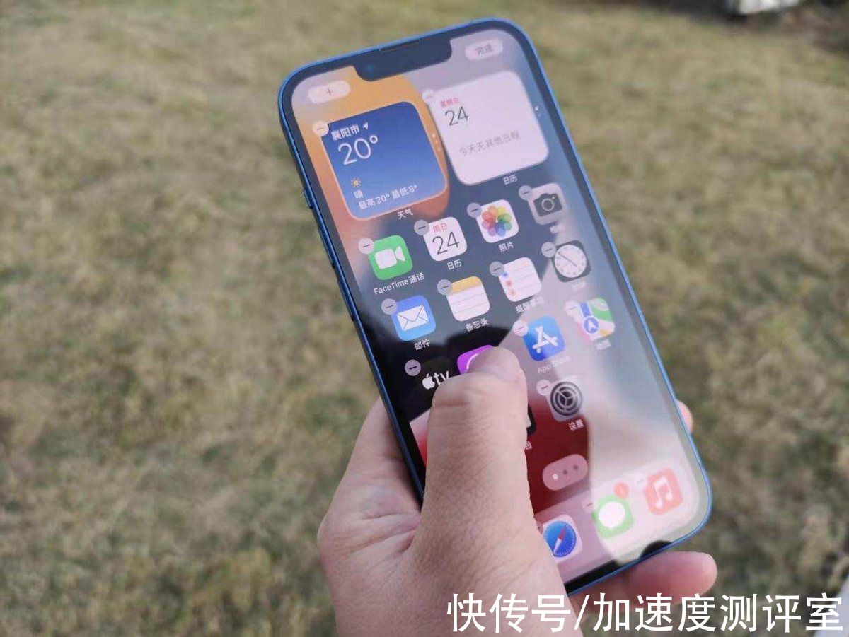 小米12|谁更值得买？华为Mate40、小米12、iPhone13横评后，终于不纠结了