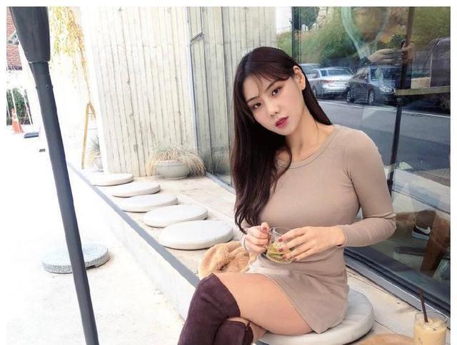 卡其色|经典卡其色衬衣式连衣裙, 将优雅气质展现得迷人
