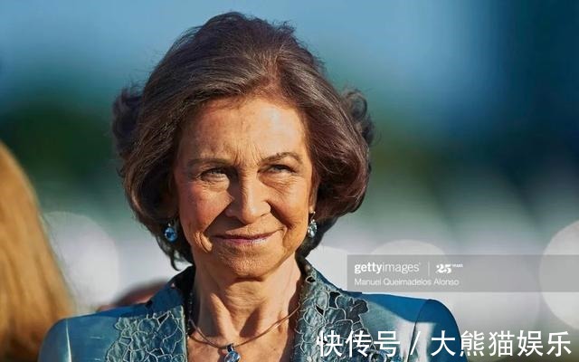 索菲亚|珠宝成套才算美!八卦西班牙索菲亚王后的珠宝套装!