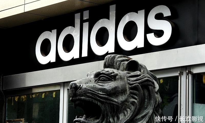 品牌 耐克被迫加入“战场”中国22年老牌鞋厂复出,阿迪椰子都得捏一把汗