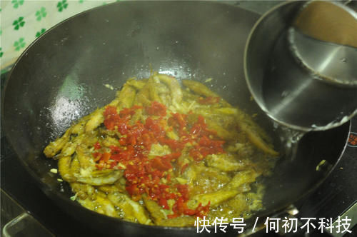 美美家|冬天不吃它太可惜，钙是虾肉的10倍，5块钱一斤，识货的抢着买
