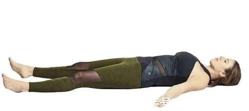 柔韧|脊柱有多柔韧，人就有多年轻，9个瑜伽体式强健脊柱