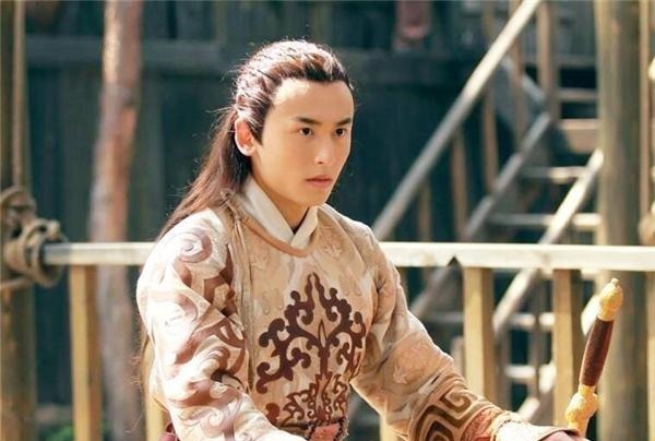 耶律齐#郭靖看上去最没用的徒弟,消失近百年,晚年武功或许远胜张三丰