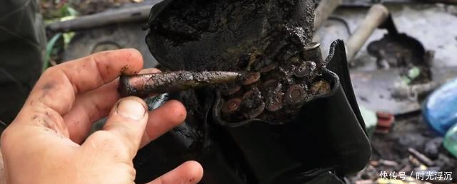 发现|有狙击步枪和子弹,俄罗斯一沼泽地中发现大量二战遗留物!