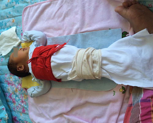 腿部|家长常做的3个陋习，很容易让娃腿部变形，别再上赶着去做了