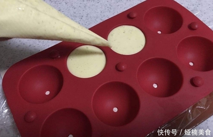 巧克力的“凹槽”是干什么的?一直以为是方便掰开,弄错这么久