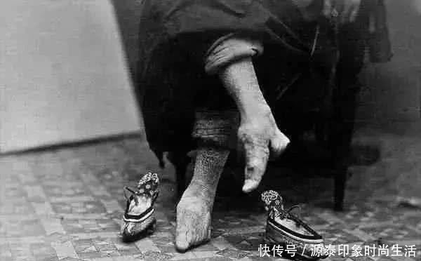 电视|晚清老照片大户人家和穷人家的差距!跟电视上一点都不一样!