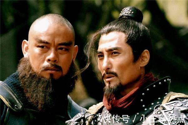 林冲@水浒传中有一猛将,他能30回合战平林冲,却被李逵两斧子击杀