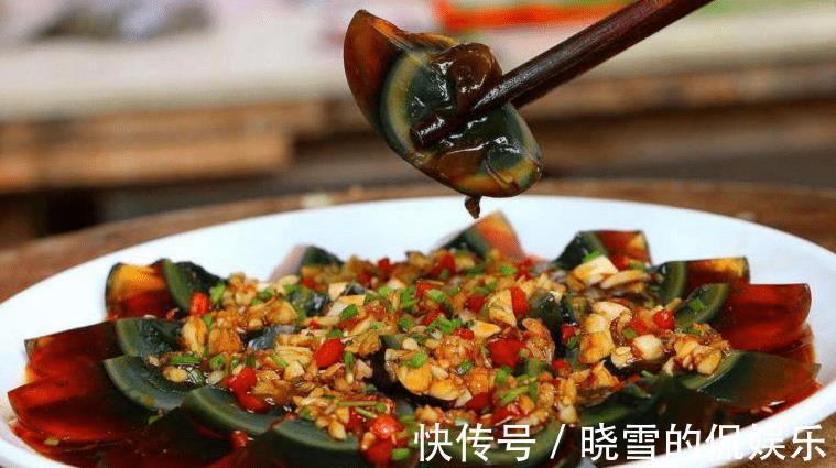 生抽|凉拌皮蛋,只用生抽和醋不好吃!教您多加4个料,皮蛋不涩不腥气