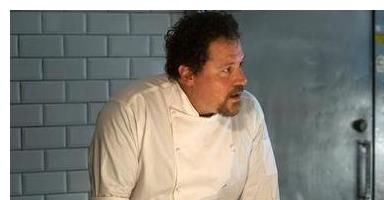 一位《落魄大厨》东山再起之旅，用美食治愈心灵