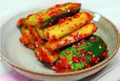 送上腌制各种蔬菜的配方，自己做干净卫生，不用去外面买了！