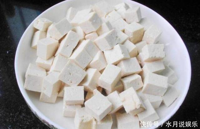 切成|大厨教你在家做正宗麻婆豆腐,口感顺滑,开胃下饭,吃一口满嘴香