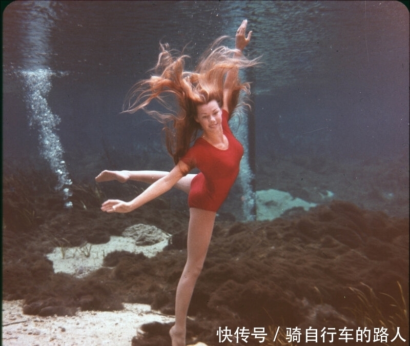 美丽|老照片 1959年美国水下舞蹈表演 美丽的美人鱼