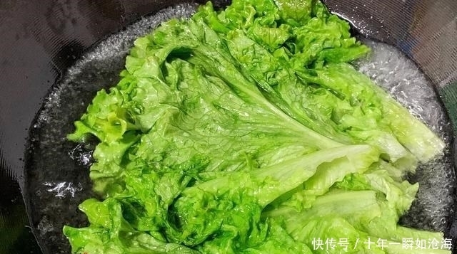  这肉2天不吃就馋它，高蛋白低热量，炒上一盘用生菜包着吃，美味