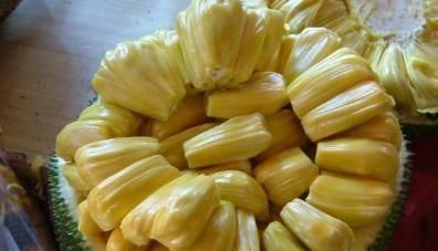 湿气重|湿气重的人的注意,3种食物可多吃,3种食物再喜欢还是尽量少吃