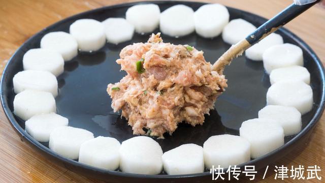 秋冬交替,最该吃这蒸菜,鲜嫩营养好吃不贵,不燥不热顺利过寒冬