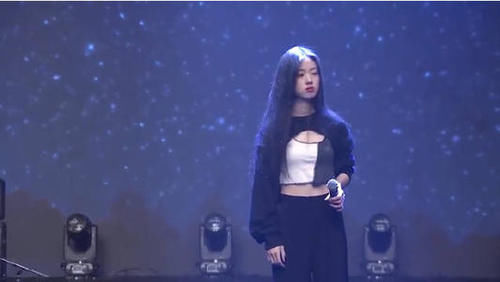 美丽冻人|好声音冠军出炉,单依纯没有悬念获得冠军,观众却对李健的神操作哭笑不得