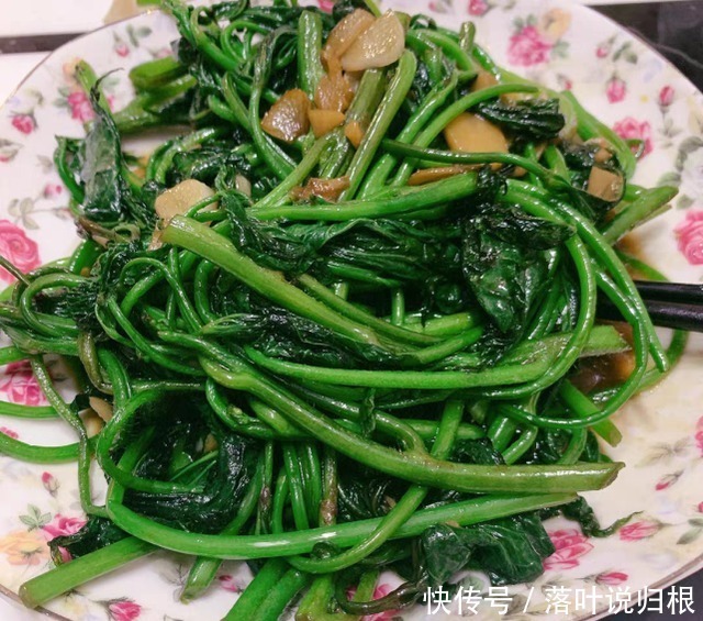 这菜农村到处有,城里8块一斤,比鸡鸭肉强,视力清晰,身体强壮