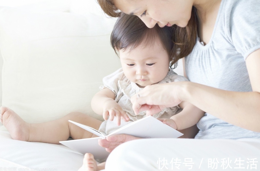 小婴儿|孩子大脑发育有信号，若小婴儿出现这些特征，说明有当学霸的潜力