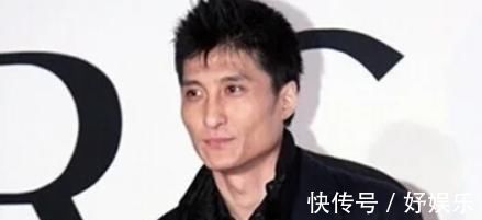 香港艺联传播娱乐公司$亲兄弟不同命,哥哥在狱里悔不当初,弟弟坐拥750平别墅名利双收