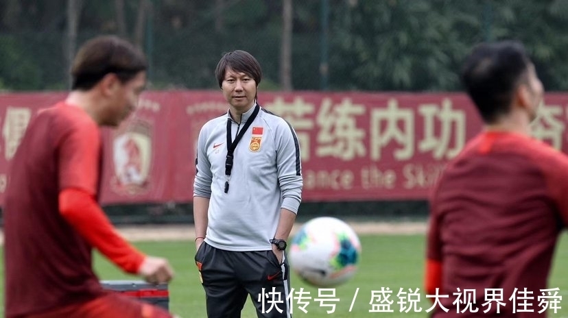 中国男足|国足实力比越南强很多 国足在李铁的率领下或两回合均大胜越南