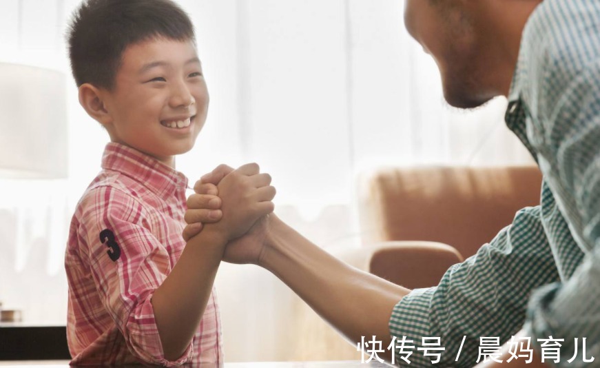 罗新华|爸爸带4岁儿子骑行5000余公里，妈妈以为2天就回家，看完家境不得不服