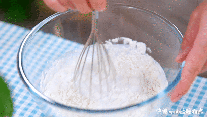 一把大米,随手蒸一蒸比蛋糕还软弹!甜糯蓬松、米香浓郁