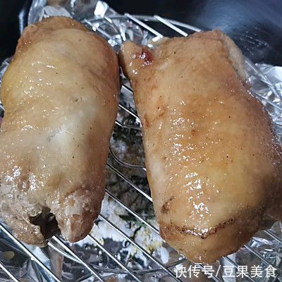 会做这些美味鸡腿松花蛋肠，你比大厨都牛气