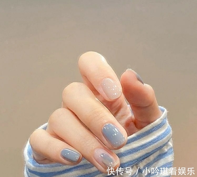 现实生活|细节之处的精美,美甲怎么能少得了?款式多样保持良好形象