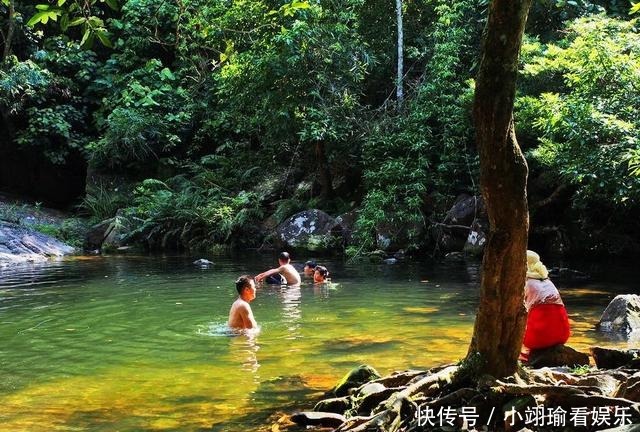 游泳|南方有个八寨沟，夏日嬉水好去处，比九寨沟更亲民、更接地气