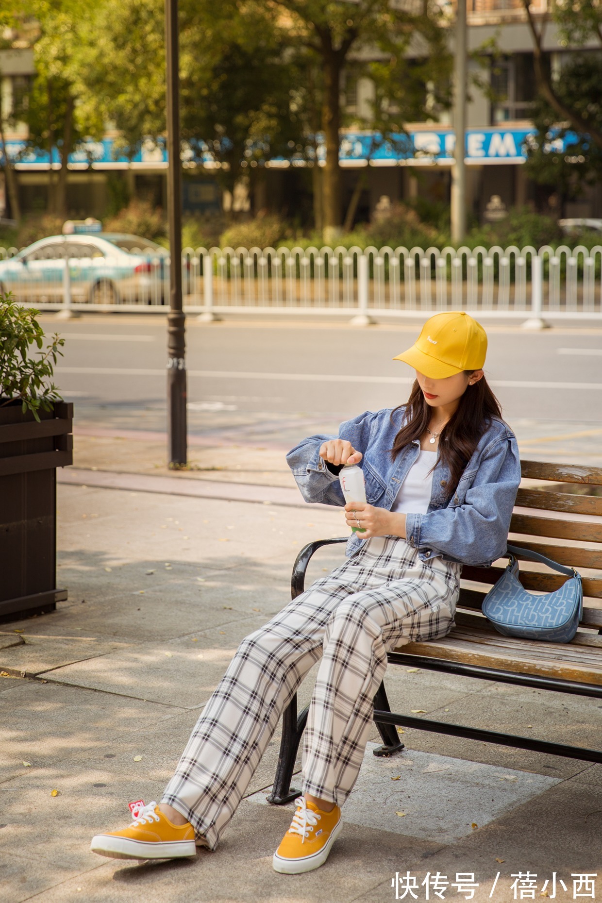 半身裙|今秋多穿这3件外套,搭配半身裙、阔腿裤,牛仔裤时髦气质又有范