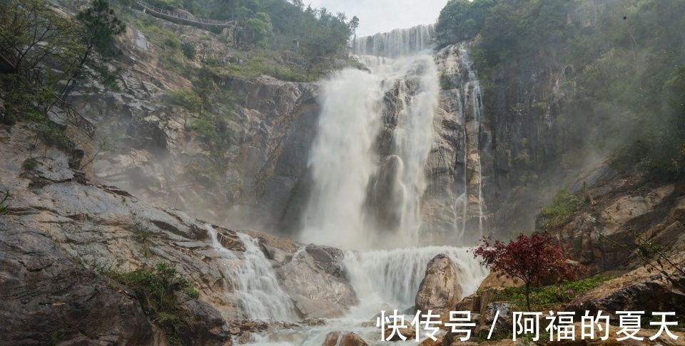 复流|国内最“年轻”的瀑布，复流不过才几天的时间，一夜之间成为焦点