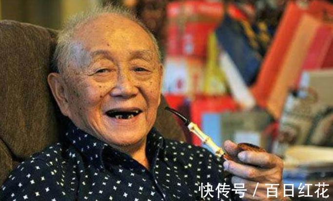 父母|画家黄永玉：今天教授满街走，大师多如狗