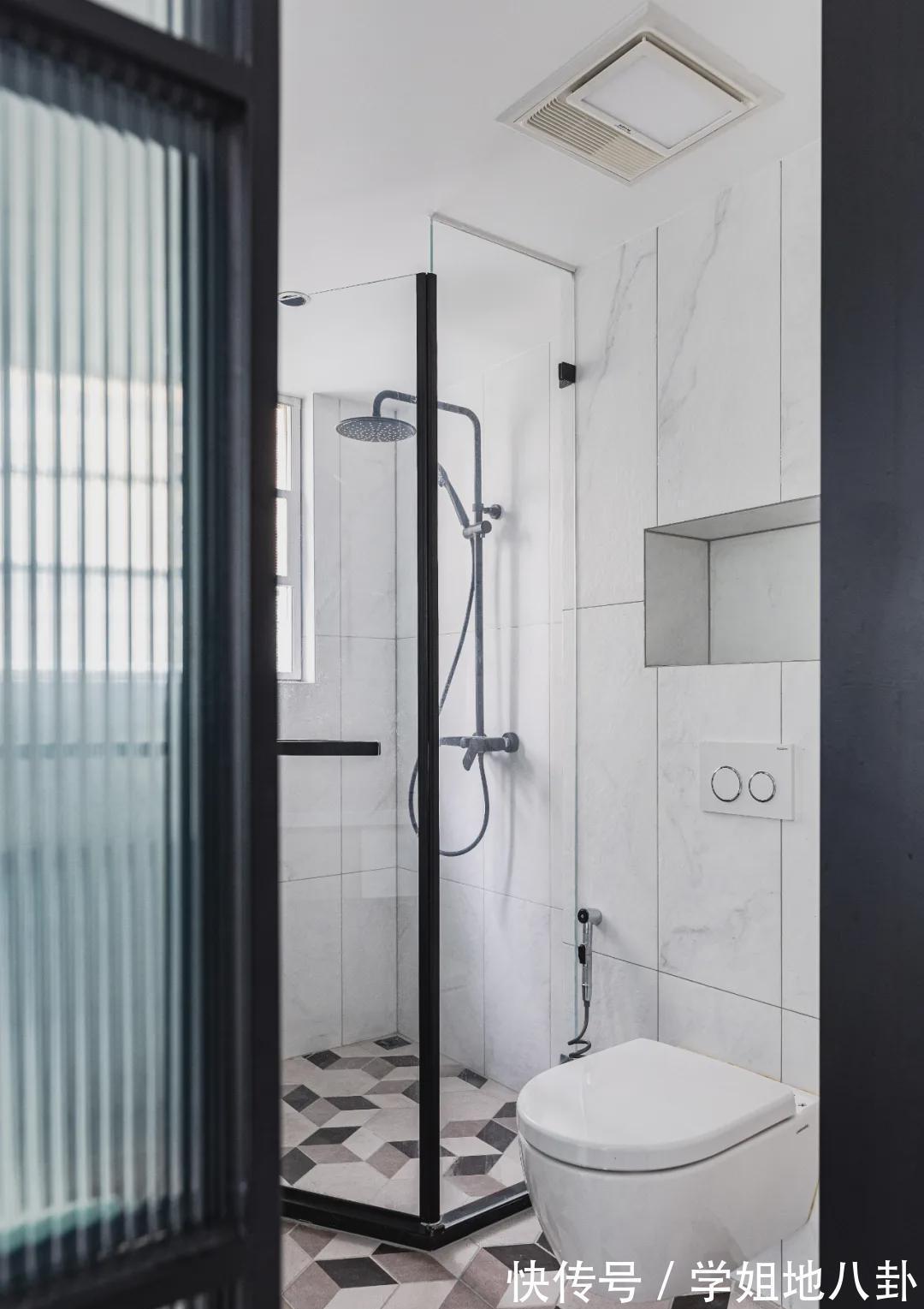 榻榻米床|90后小情侣买下110㎡公寓,舍弃一间房,Get衣帽间+多功能室!