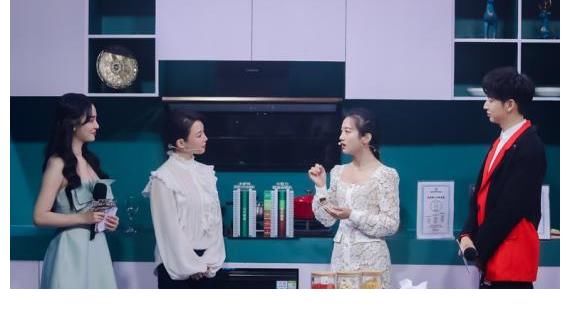 《披荊斬棘·海爾之夜》上演回家式狂歡秀，哥哥Solo舞臺(tái)嗨翻全場(chǎng)