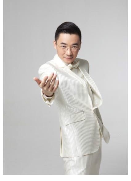 漂亮|高博漂亮的老婆曝光，他没能成央视一哥，在生活中却是妥妥的一哥