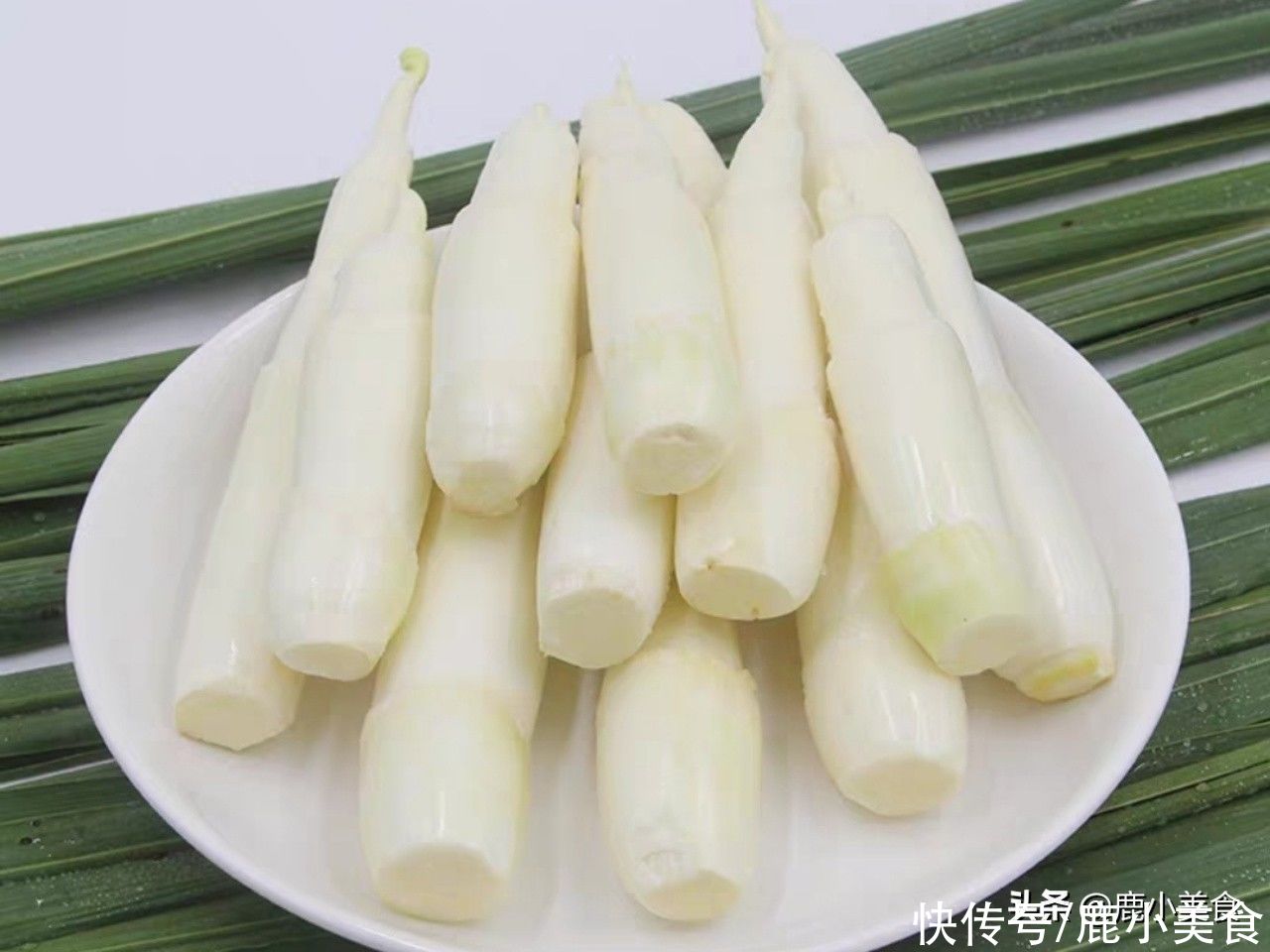 茭白|8月迎立秋，清除暑湿很重要！8种时令蔬菜不能少，让你轻松度夏