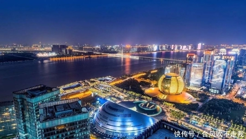 老年|等有钱了这几个地方一定要去，不仅美食多，每一处风景都能惊到你