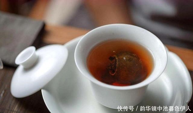 家里养花,乱浇这“3肥水”,烧根烂叶、土壤板结,难怪养不活!