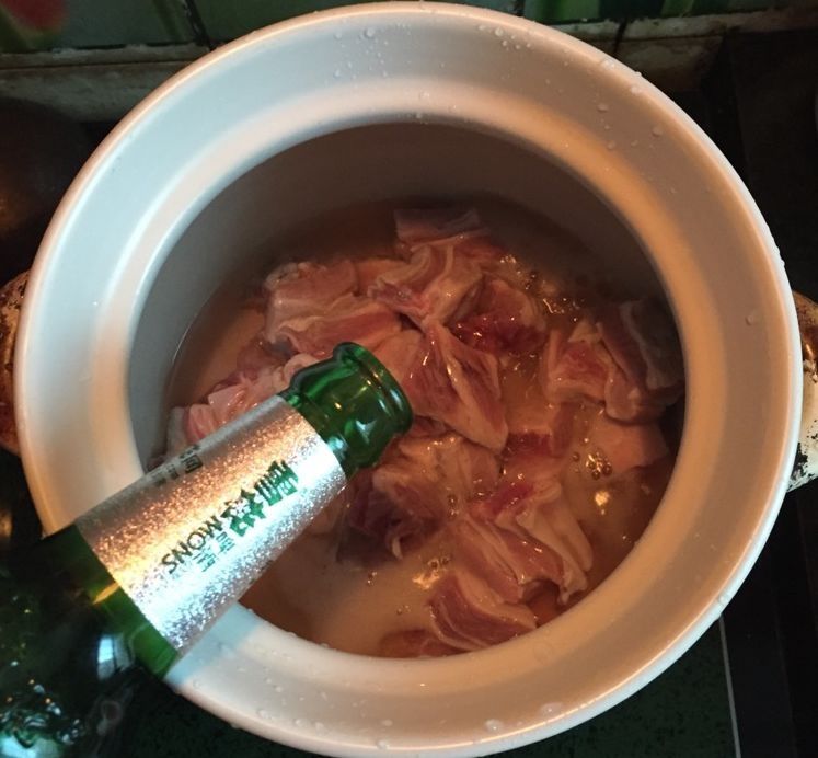 炖牛肉有啥技巧？厨师分享“3做2不做”，软烂鲜香没腥味，特好吃