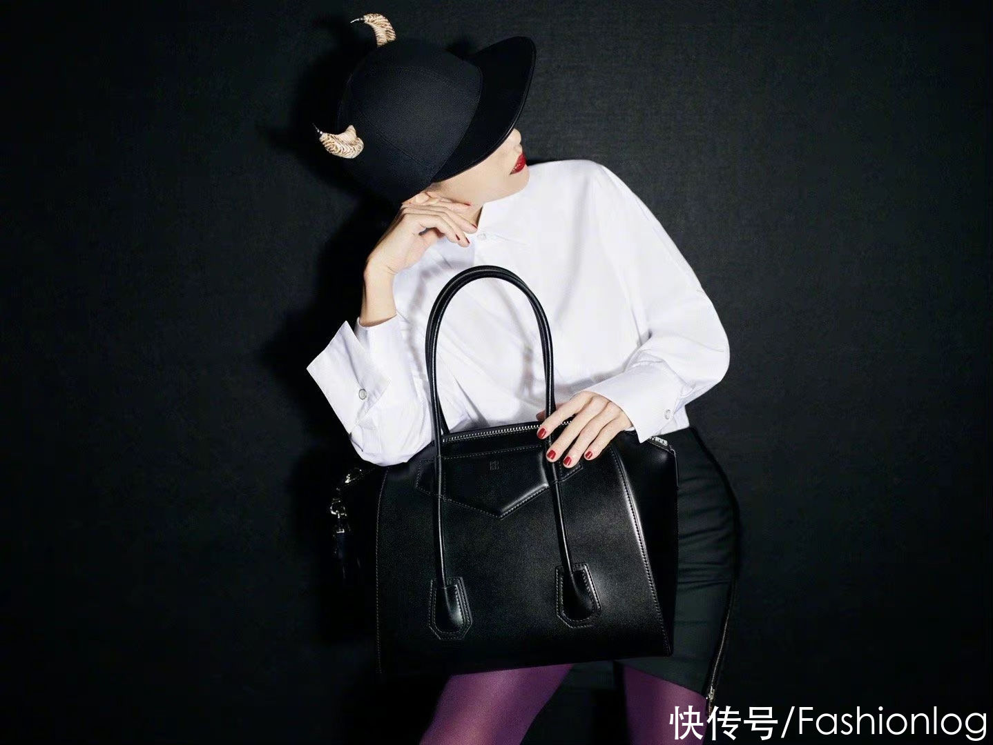 想在秋冬季做个酷girl？鸭舌帽绝对不能少，酷酷