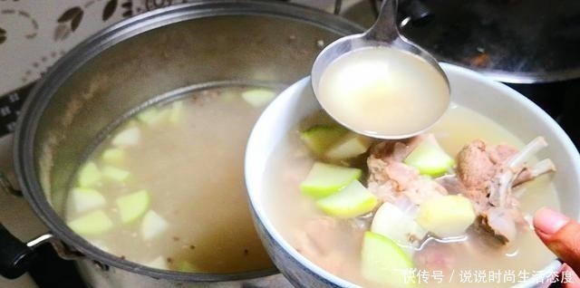 焯水|炖羊肉时,记住“一不要二不放”,羊肉不腥不膻也不柴,羊汤鲜美