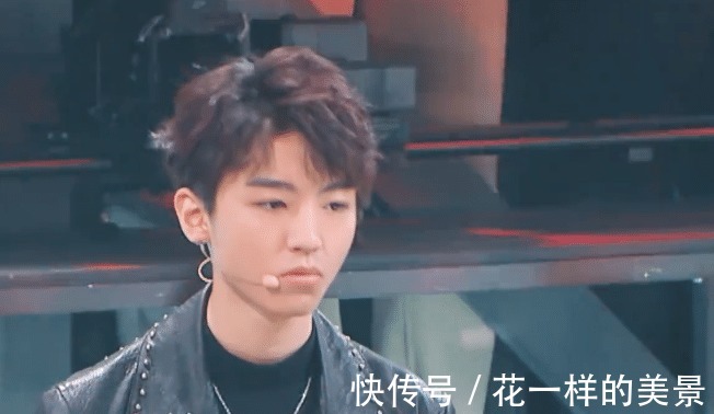 特寫(xiě)鏡頭|王俊凱和謝霆鋒同幅度搖擺，導(dǎo)播給到特寫(xiě)鏡頭，眼神說(shuō)明一切！