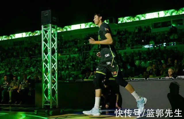 领跑|领跑NBL最佳防守球员榜，周琦实力不错，重返NBA的开始？