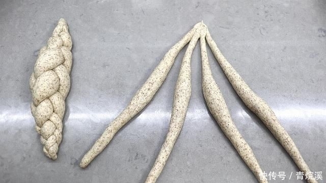 蔬菜|我家早餐爱吃这面包,暄软有嚼劲,煎蛋蔬菜随意放,老人孩子也爱