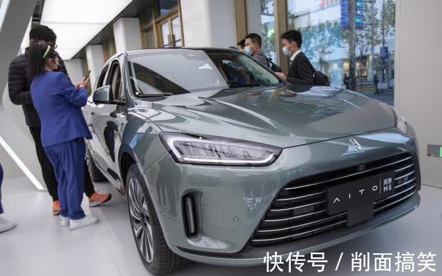 5g|华为是否值得支持?九千的手机和25万的问界M5,网友:有心无力