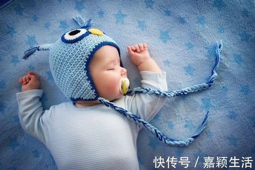 消毒|好可怕!宝宝天天吃的牙胶和奶嘴,竟然比抹布还脏!