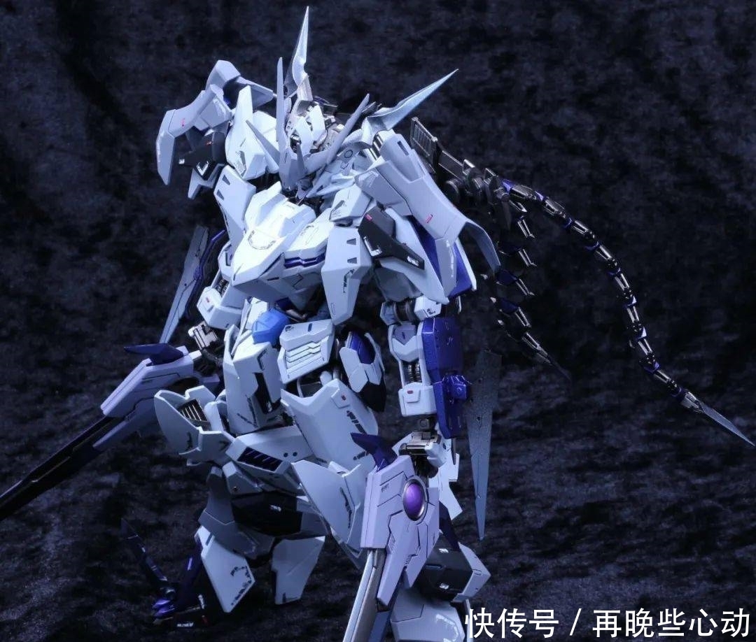 骑士|MG巴巴托斯苍白骑士造型大改造,绝了