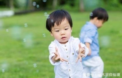 过度肥胖|5岁男孩每顿吃4碗饭，妈妈以为孩子病了，去医院检查医生却笑了